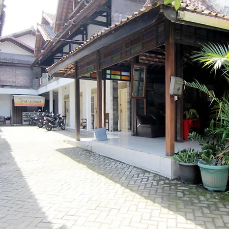 Griya Godean Syariah Yogyakarta By Zuzu Hotel
